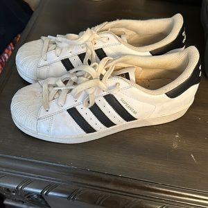 Women’s Adidas Superstars